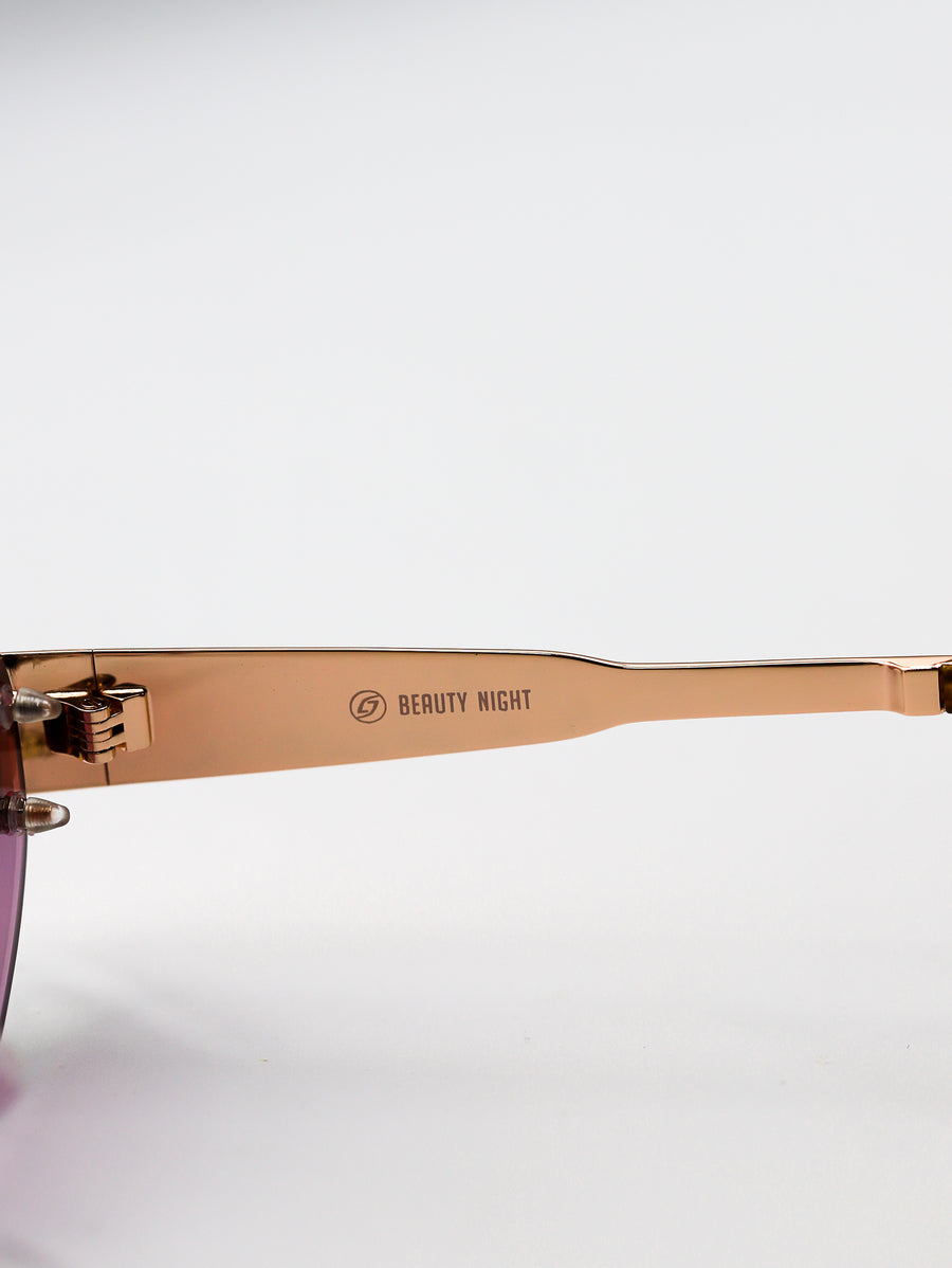 Beauty Night Rose Gold / Pink by Luis Jara