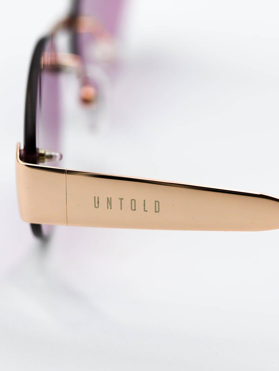 Beauty Night Rose Gold / Pink by Luis Jara
