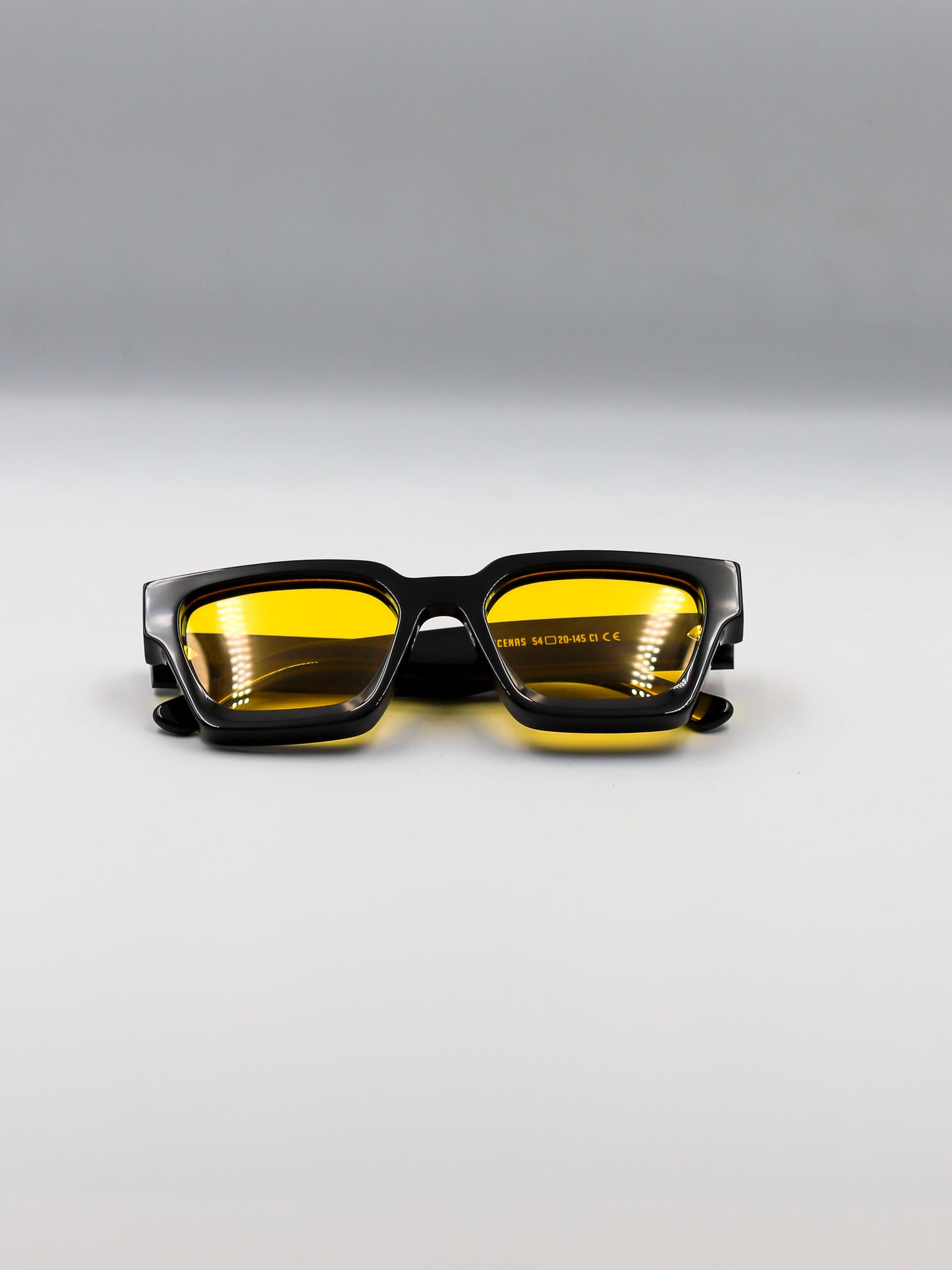 Micenas Black and Yellow