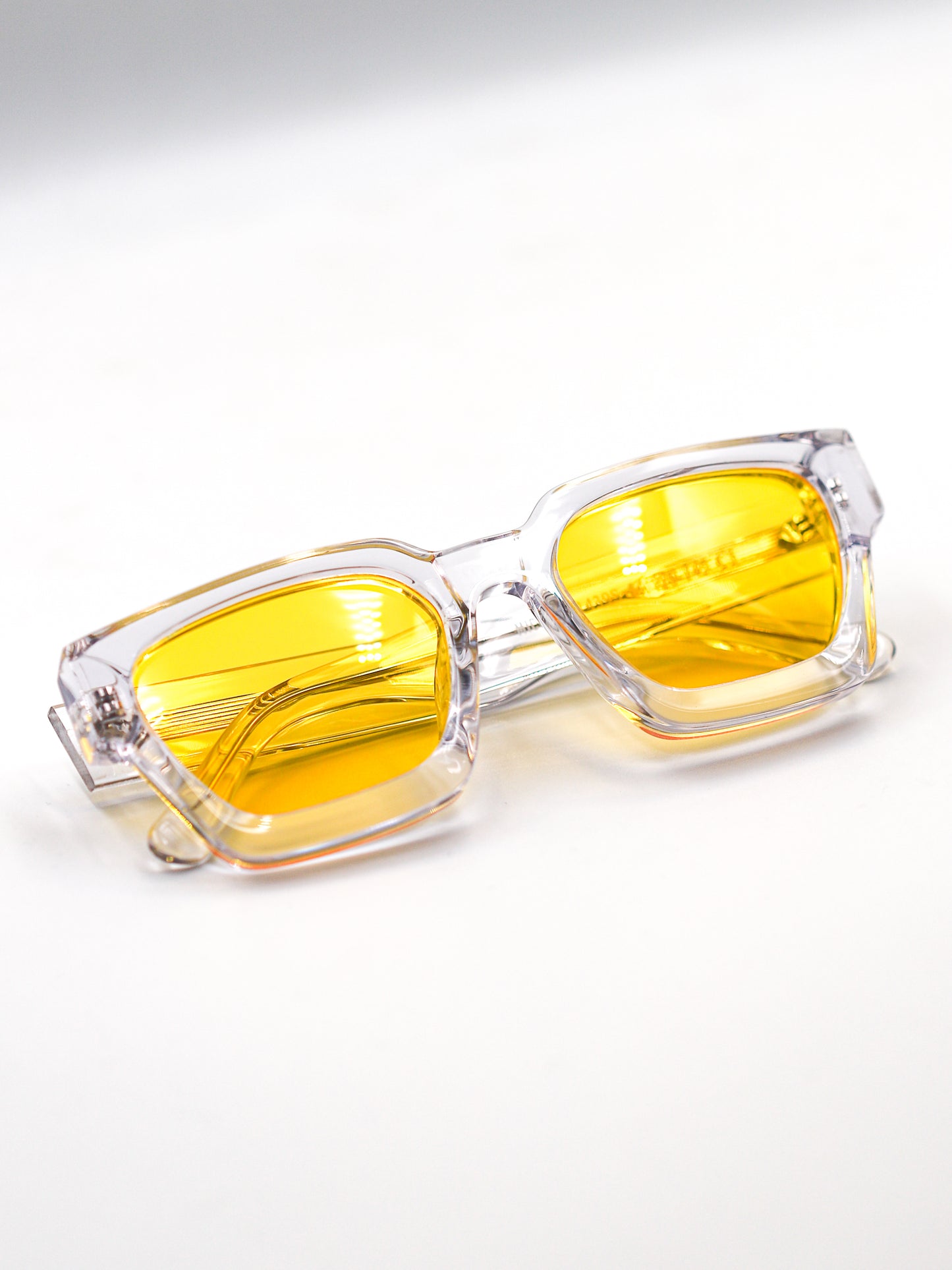 Micenas Clear and Yellow