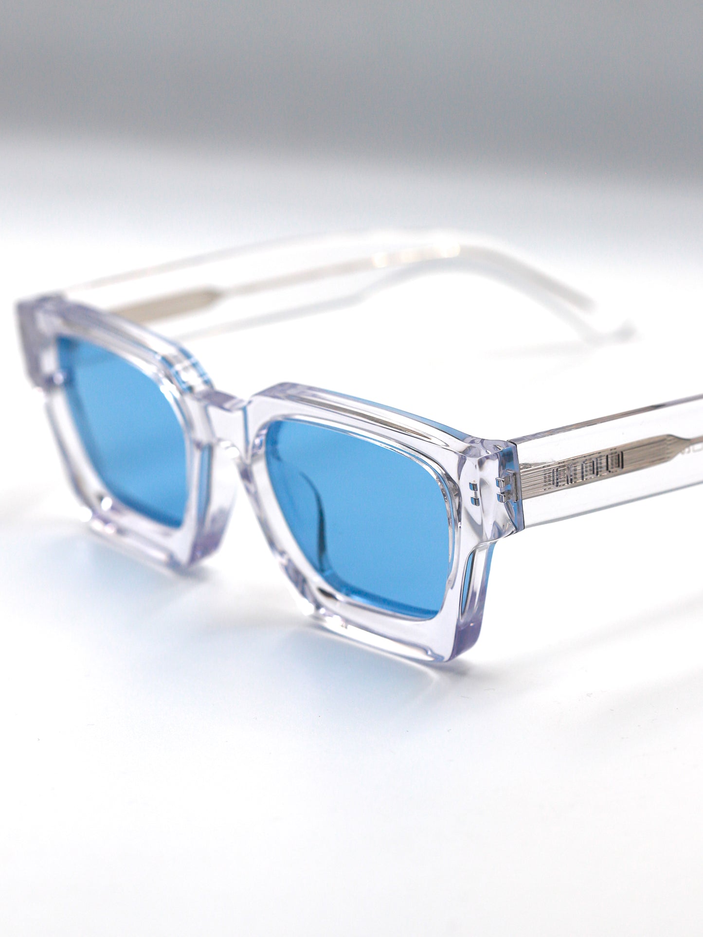 Micenas Clear and Blue