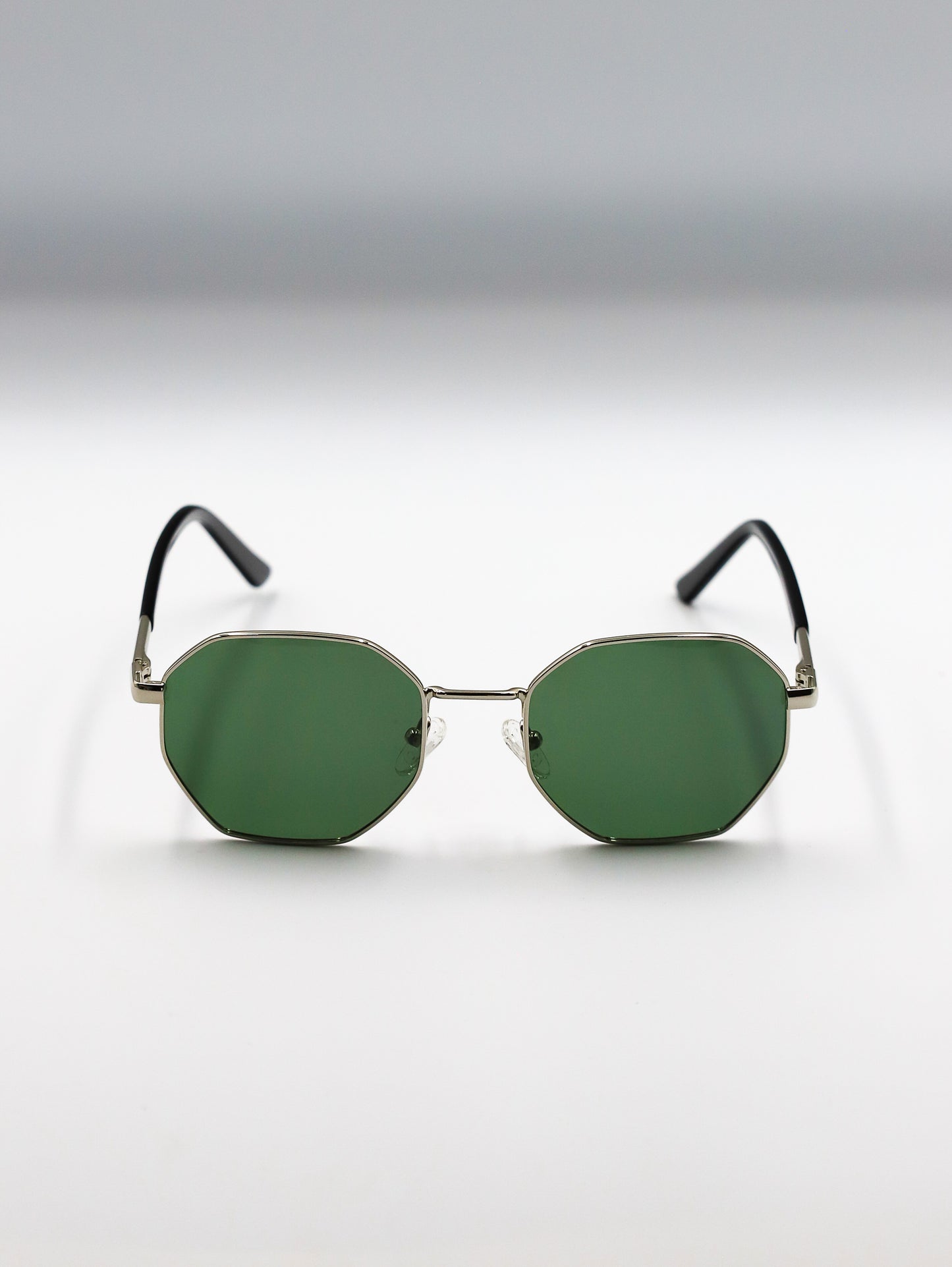 On the Radio Silver / Green by Luis Jara