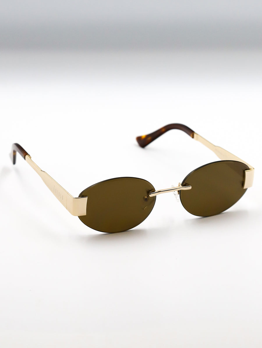 Beauty Night Gold / Brown by Luis Jara