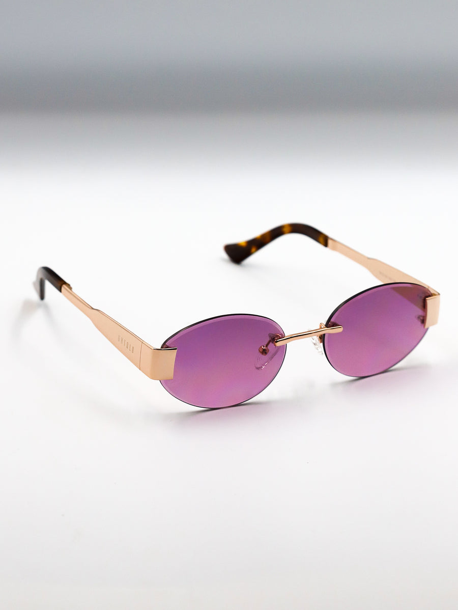 Beauty Night Rose Gold / Pink by Luis Jara