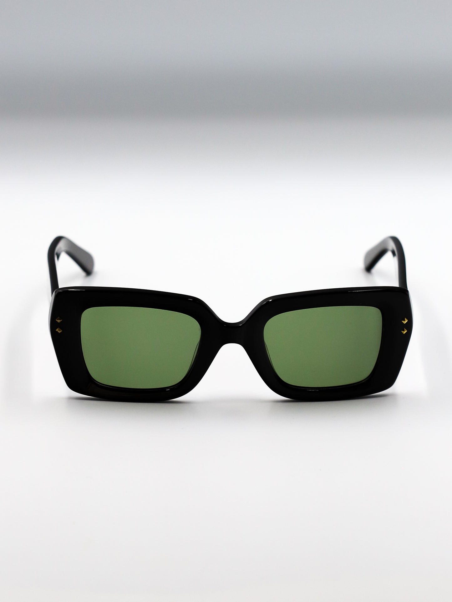 Sir Luis Black by Luis Jara