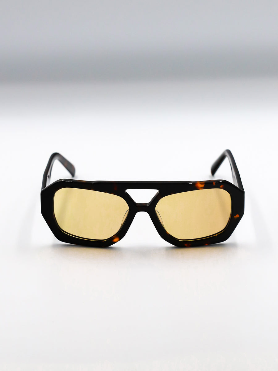 Stone Tigris / Yellow by Luis Jara