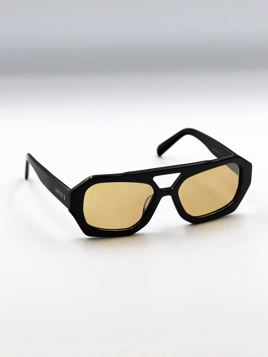 Stone Black / Light Brown by Luis Jara