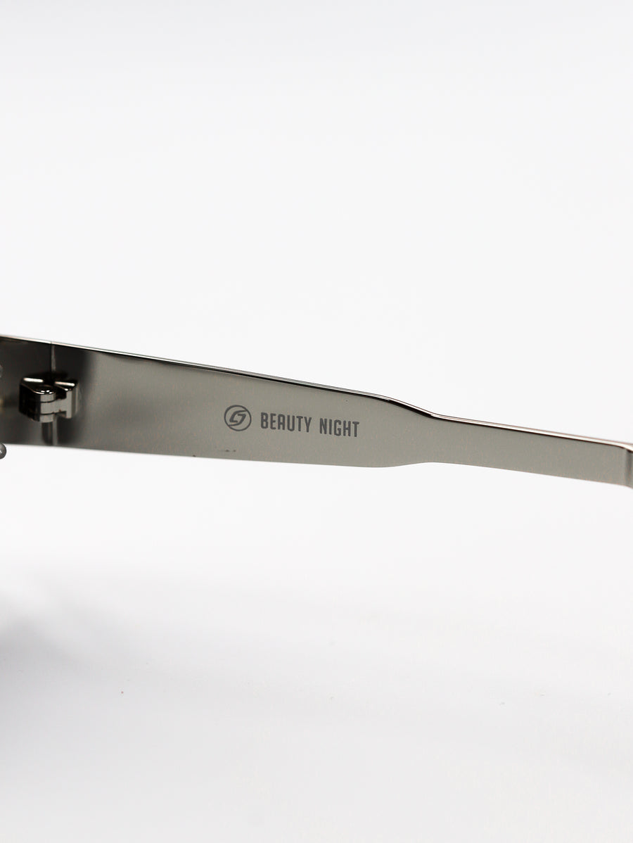 Beauty Night Silver by Luis Jara