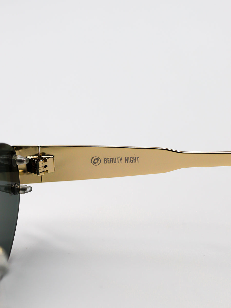 Beauty Night Gold / Green by Luis Jara