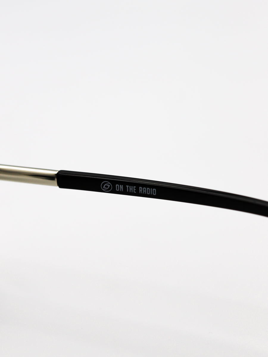 On the Radio Silver / Green by Luis Jara