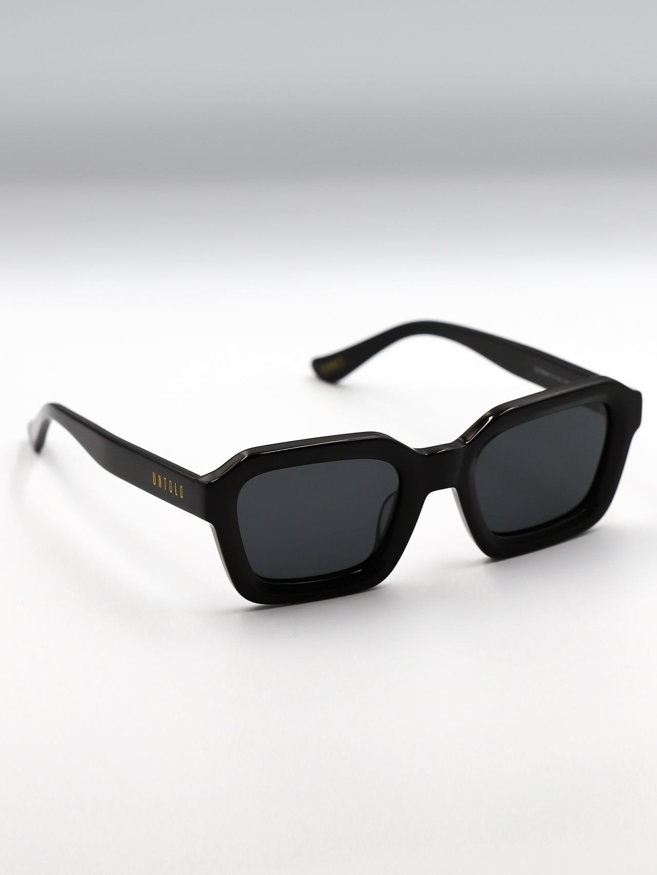Cannes Black