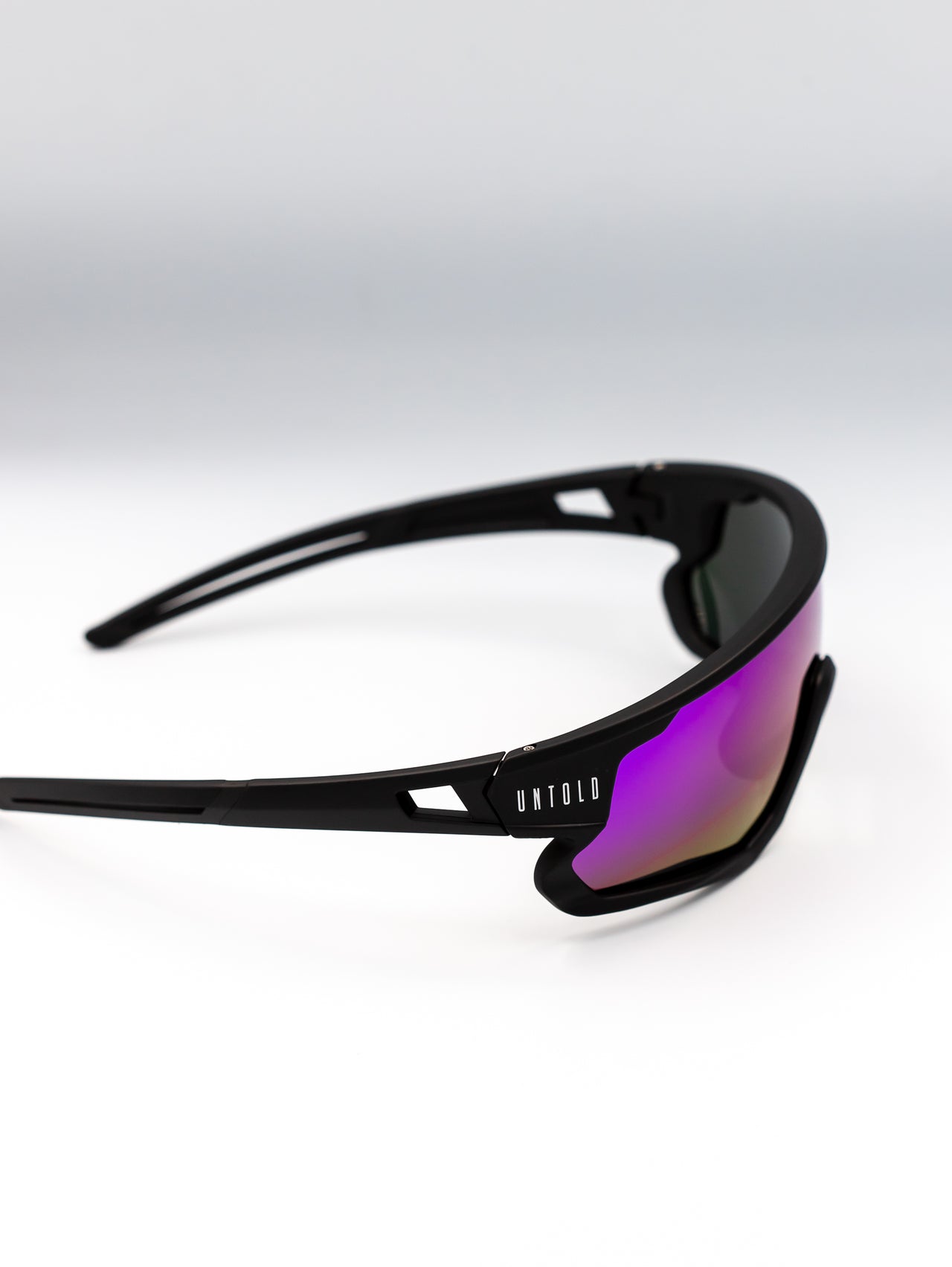 Vesubio Black Purple