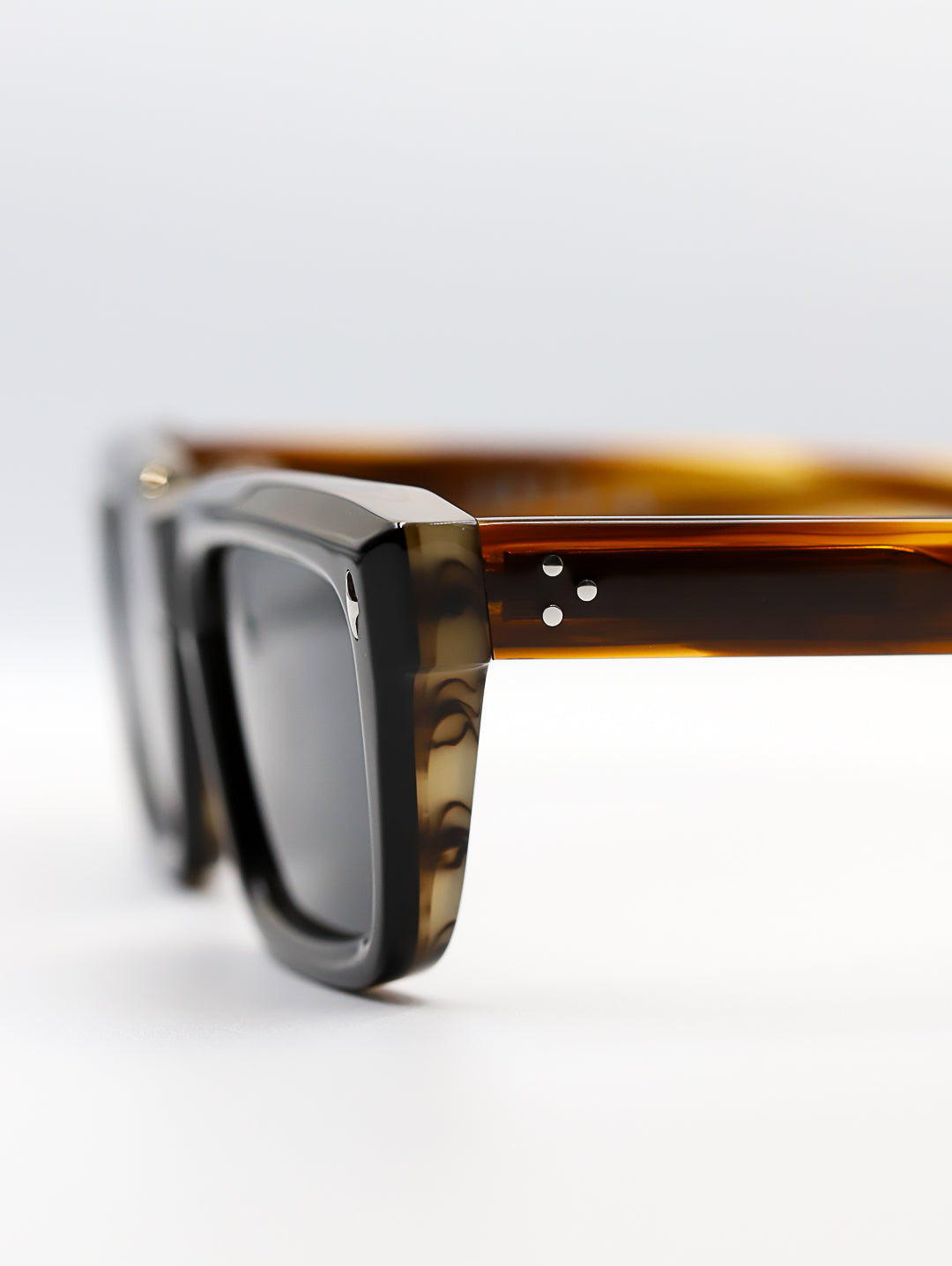 Creta Brown / Black