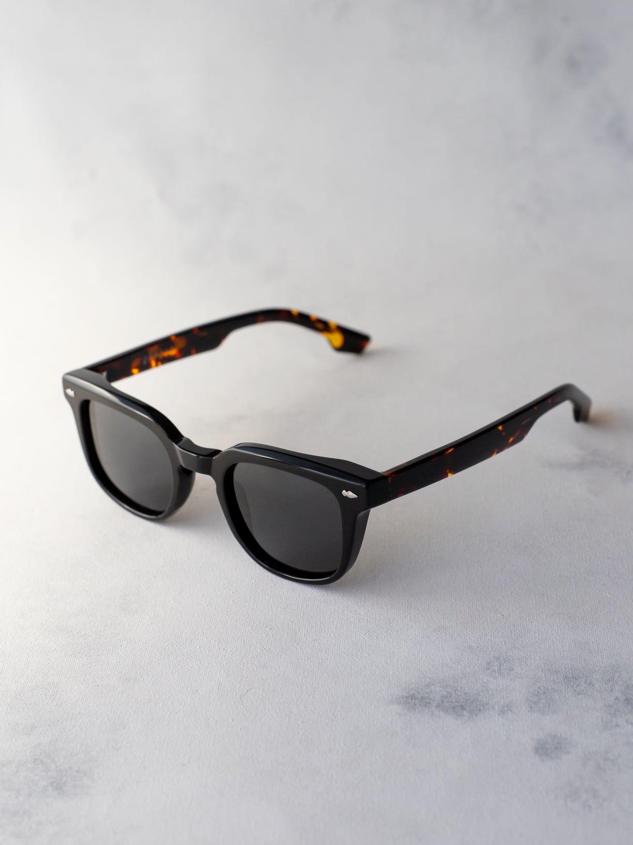 Apolo Tigris / Black