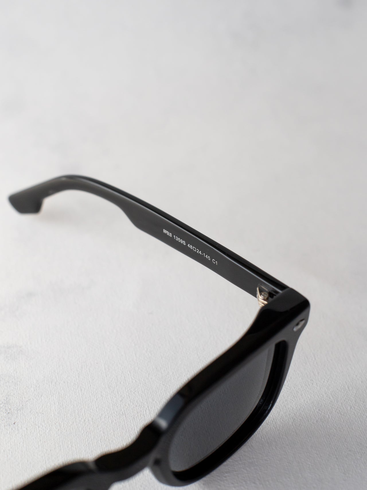 Apolo Black