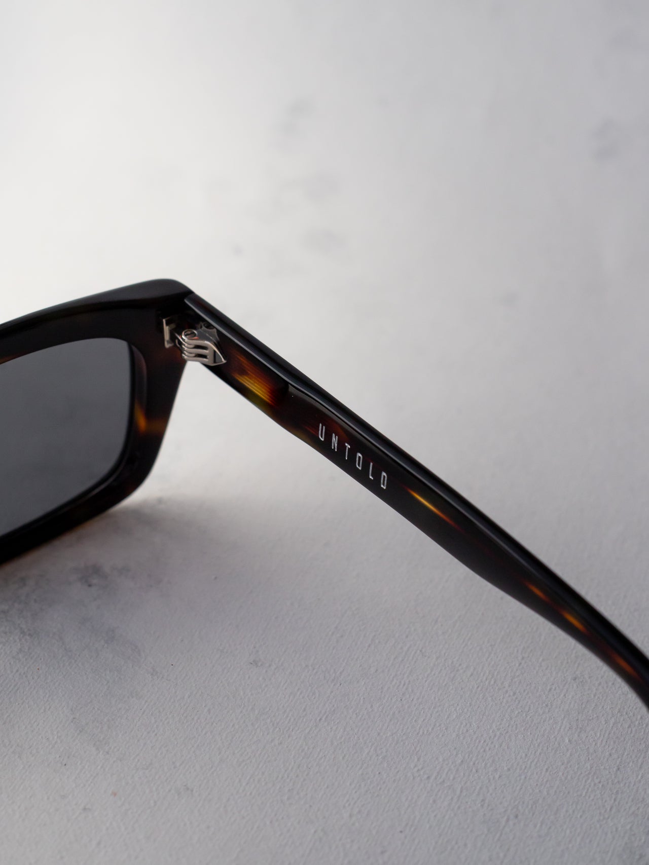 Creta Tigris / Black