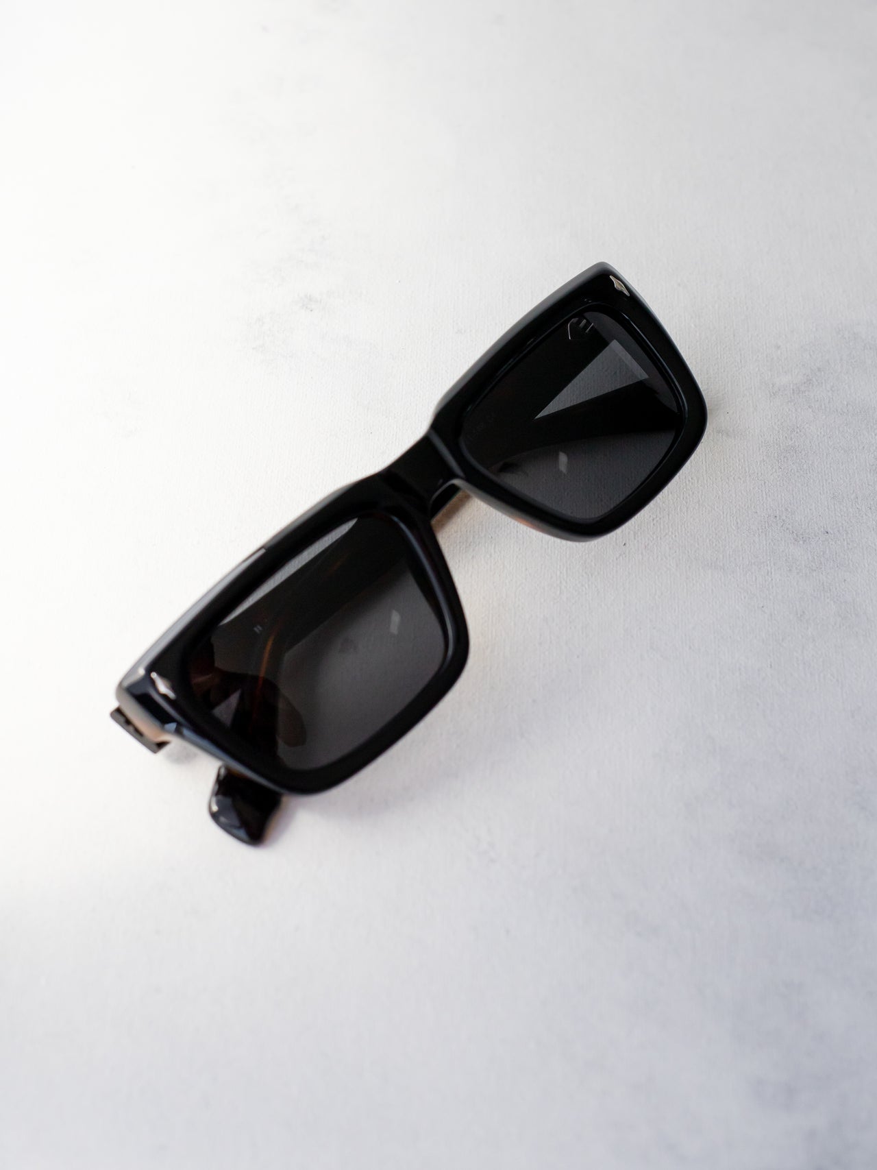 Creta Tigris / Black